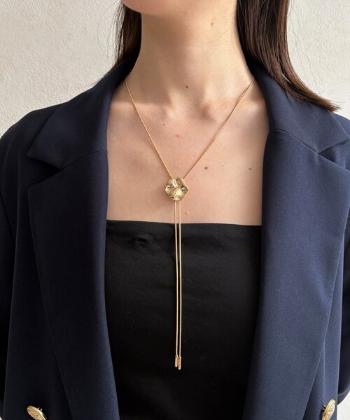 Thevon(ゼボン)の「【heilly】ニュアンスモチーフループタイ(リング・レディース・ゴールド/ゴールド系その他/ゴールド系その他2・FREE)」の6枚目の写真