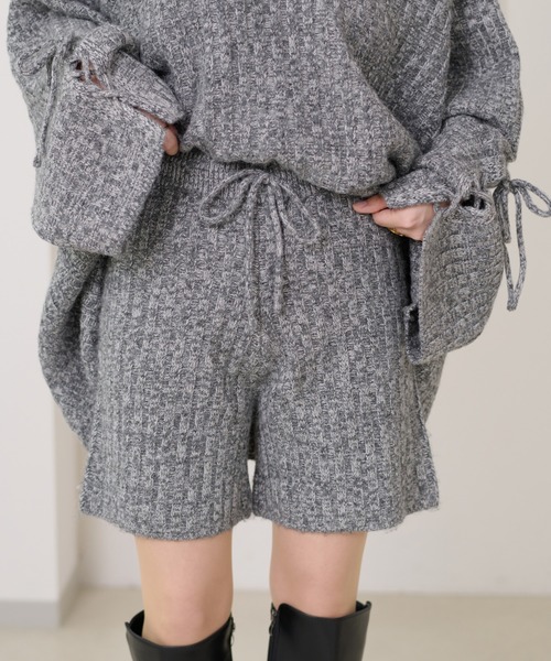 apres jour clair(アプレジュールクレア)の「【apres jour clair】【セットアップ可能】メランジニットショートパンツ(その他パンツ・レディース・アイボリー/チャコールグレー/ベージュ・X-LARGE/フリー)」の1枚目の写真