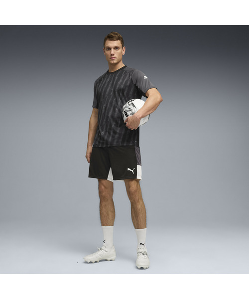 PUMA(プーマ)の「PUMA プーマ メンズ サッカー INDIVILIGA グラフィック 半袖 シャツ(Tシャツ/カットソー・メンズ・ブラック系その他5/ブラック/ブラック系その他6・X-LARGE/LARGE/MEDIUM/SMALL/XX-LARGE)」の5枚目の写真