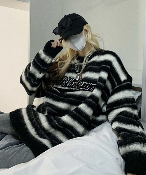 VIBGYOR（ヴィブジョー）の「ボーダーオーバーサイズニット/セーター(NEZ)（ニット/セーター・レディース・ブラック・FREE）」の3枚目の写真