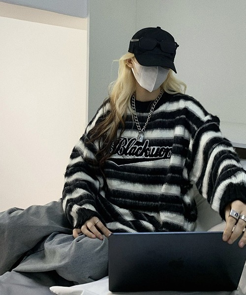 VIBGYOR（ヴィブジョー）の「ボーダーオーバーサイズニット/セーター(NEZ)（ニット/セーター・レディース・ブラック・FREE）」の4枚目の写真