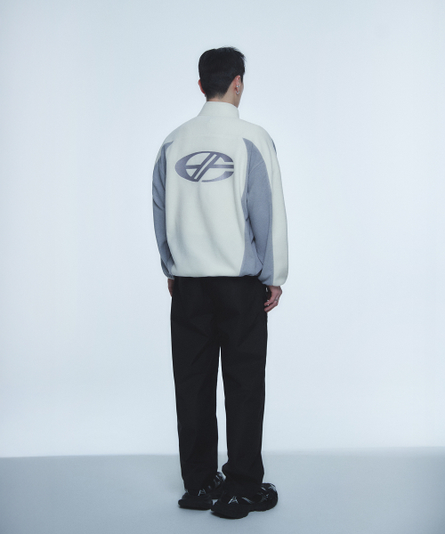 HYUNFIT（ヒョンフィット）の「FLEECE BIG LOGO JACKET-[IVORY]（その他アウター・メンズ・その他・MEDIUM/LARGE/X-LARGE）」の2枚目の写真