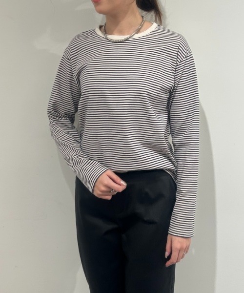 human woman(ヒューマンウーマン)の「◆マルチボーダーロンT(Tシャツ/カットソー・レディース・ダークインディゴブルー/ホワイト系その他3・MEDIUM)」の7枚目の写真