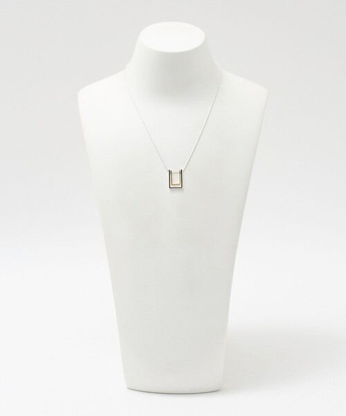 green label relaxing（グリーンレーベルリラクシング）の「＜anisotea＞Two スクエア ネックレス（リング・レディース・シルバー・FREE）」の3枚目の写真