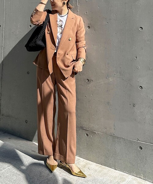 NOLLEY’S(ノーリーズ)の「《セットアップ対応》ウォッシャブルハイスペック麻調ダブルジャケット(テーラードジャケット・レディース・キャメル/ベージュ/ネイビー・40/38/36)」の15枚目の写真