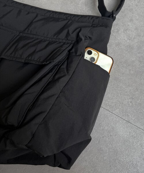 CPCM(シーピーシーエム)の「パデットショルダーバッグ(トートバッグ・メンズ・ブラック/カーキ/キャメル・FREE)」の7枚目の写真