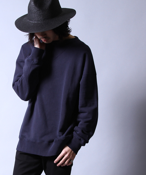 AMERICAN RAG CIE（アメリカンラグシー）の「AMERICAN RAG CIE / BIG V ドロップショルダースウェット Π（スウェット・メンズ・レッド/ホワイト/ネイビー・1/2）」の3枚目の写真