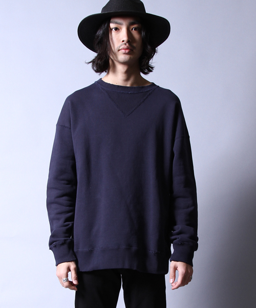 AMERICAN RAG CIE（アメリカンラグシー）の「AMERICAN RAG CIE / BIG V ドロップショルダースウェット Π（スウェット・メンズ・レッド/ホワイト/ネイビー・1/2）」の4枚目の写真