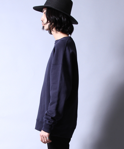 AMERICAN RAG CIE（アメリカンラグシー）の「AMERICAN RAG CIE / BIG V ドロップショルダースウェット Π（スウェット・メンズ・レッド/ホワイト/ネイビー・1/2）」の5枚目の写真