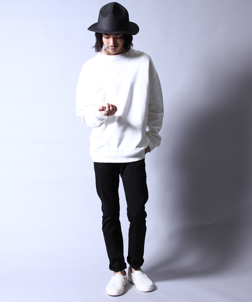 AMERICAN RAG CIE（アメリカンラグシー）の「AMERICAN RAG CIE / BIG V ドロップショルダースウェット Π（スウェット・メンズ・レッド/ホワイト/ネイビー・1/2）」の11枚目の写真