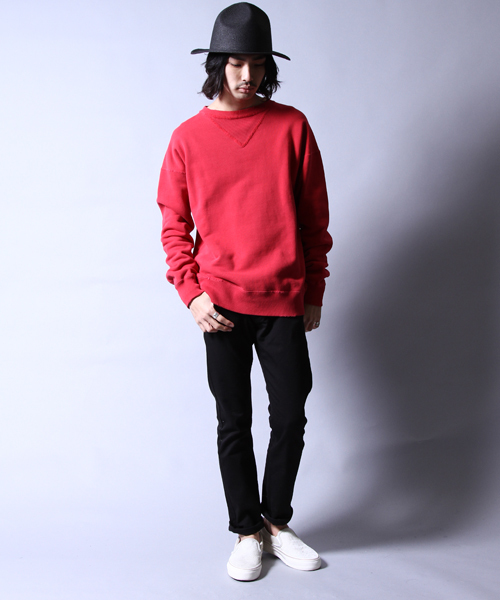 AMERICAN RAG CIE（アメリカンラグシー）の「AMERICAN RAG CIE / BIG V ドロップショルダースウェット Π（スウェット・メンズ・レッド/ホワイト/ネイビー・1/2）」の13枚目の写真