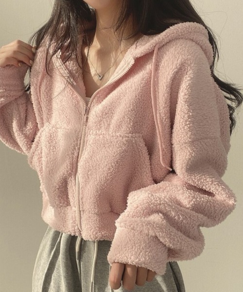 Ritzy(リッツィー)の「フード付き ショート丈 モコモコトップス(パーカー・レディース・ブラック/カーキ/ホワイト/ピンク・L/M)」の20枚目の写真