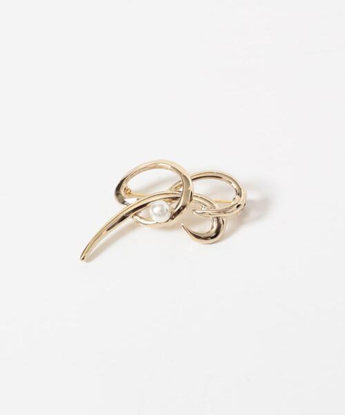 URBAN RESEARCH ROSSO WOMEN（アーバンリサーチ　ロッソ）の「『WEB限定』ニュアンスパールブローチ（ブローチ/コサージュ・レディース・ゴールド・-）」の2枚目の写真