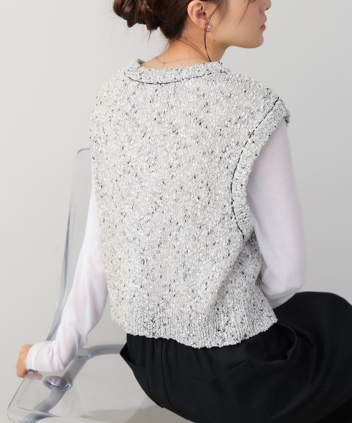 Bab（バブ）の「MIX編みラインニットトップス（ベスト・レディース・アイボリー/ブラック・FREE）」の10枚目の写真