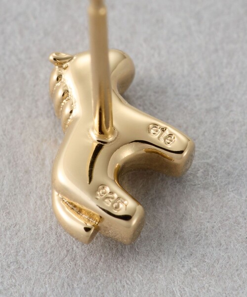 ete（エテ）の「[ハッピーカムカム] ポニー ピアス（ピアス（片耳用）・レディース・イエローゴールド・FREE）」の4枚目の写真