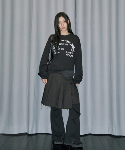 ODD STUDIO(オッドスタジオ)の「スタープリケワッフルロングスリーブ - ブラック(Tシャツ/カットソー・レディース・ブラック・REGULAR/M)」の3枚目の写真