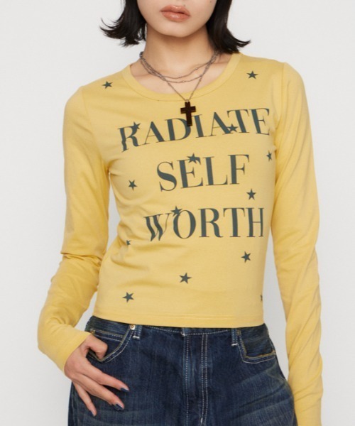LAGUA GEM(ラグアジェム)の「STAR LETTERING PRINT トップス(Tシャツ/カットソー・レディース・ライトイエロー/グレー/ライトブルー・FREE)」の3枚目の写真