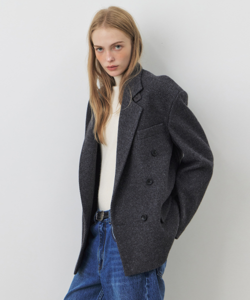 CITYBREEZE(シティブリーズ)の「ウールダブルブレストハーフコート_CHARCOAL(チェスターコート・レディース・チャコール・S/M)」の2枚目の写真