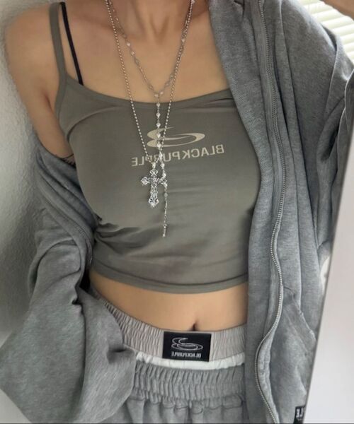 BLACKPURPLE(ブラックパープル)の「シャドーループワイドパンツ Shadow Loop Wide Pants_Melange Gray(スウェットパンツ・レディース・ライトグレー・FREE)」の4枚目の写真