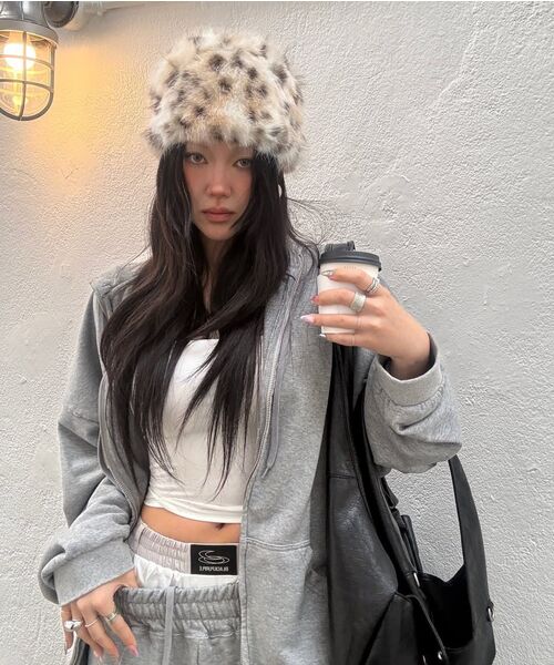 BLACKPURPLE(ブラックパープル)の「シャドーループワイドパンツ Shadow Loop Wide Pants_Melange Gray(スウェットパンツ・レディース・ライトグレー・FREE)」の13枚目の写真