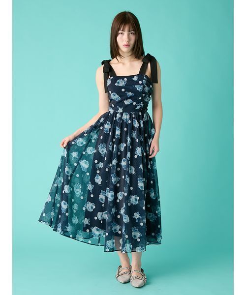 FURFUR（ファーファー）の「ぼかしフラワープリントワンピース（ワンピース・レディース・アイボリー/ネイビー・F）」の2枚目の写真