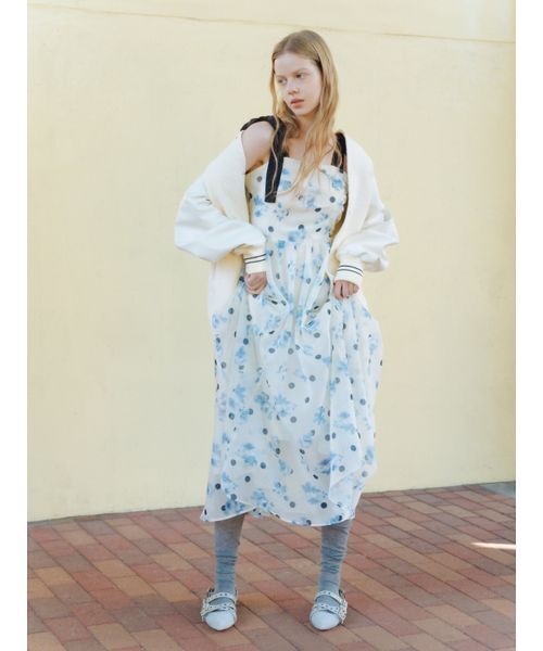 FURFUR（ファーファー）の「ぼかしフラワープリントワンピース（ワンピース・レディース・アイボリー/ネイビー・F）」の10枚目の写真