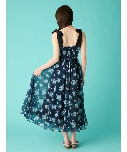 FURFUR（ファーファー）の「ぼかしフラワープリントワンピース（ワンピース・レディース・アイボリー/ネイビー・F）」の3枚目の写真