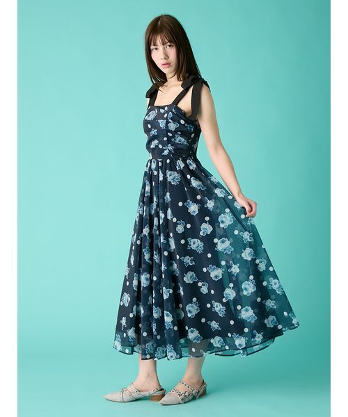 FURFUR（ファーファー）の「ぼかしフラワープリントワンピース（ワンピース・レディース・アイボリー/ネイビー・F）」の4枚目の写真