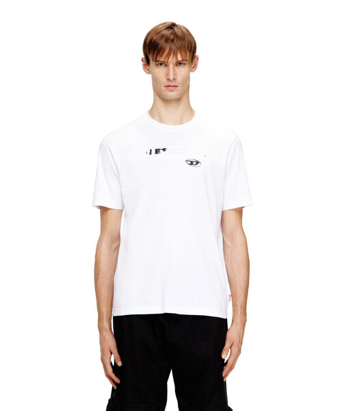 DIESEL（ディーゼル）の「メンズ レギュラーフィットTシャツ T-ADJUST-V8（Tシャツ/カットソー・メンズ・ホワイト/ブラック・XX-LARGE/X-SMALL/X-LARGE/SMALL/XXX-LARGE/LARGE/MEDIUM）」の10枚目の写真