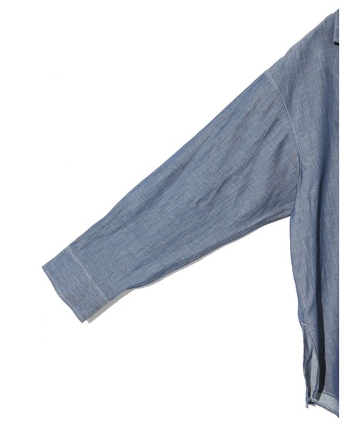 MIDIUMISOLID(ミディウミソリッド)の「MIDIUMISOLID for Ladies シアーデニムオープンカラーシャツ(BLEACH)(シャツ/ブラウス・レディース・ライトブルー・FREE)」の12枚目の写真