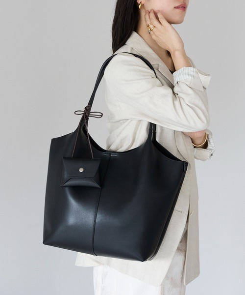 &MARKS(アンドマークス)の「C23【本革】ミニポーチ付き 本革トートバッグ(トートバッグ・レディース・ブラウン/ダークブラウン/ブラック・FREE)」の2枚目の写真