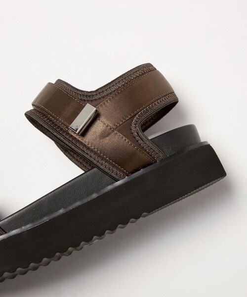 ODETTE E ODILE（オデットエオディール）の「【WEB限定】アジャストベルト サンダル25■（サンダル・レディース・ブラック/ネイビー/ダークブラウン・37/36/35/34）」の17枚目の写真