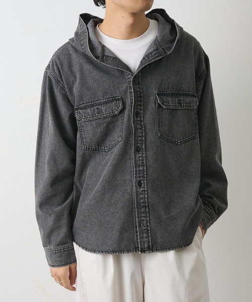 COLONY 2139（コロニートゥーワンスリーナイン）の「デニムフードシャツ（シャツ/ブラウス・メンズ・ブラック/サックスブルー・MEDIUM/LARGE）」の22枚目の写真