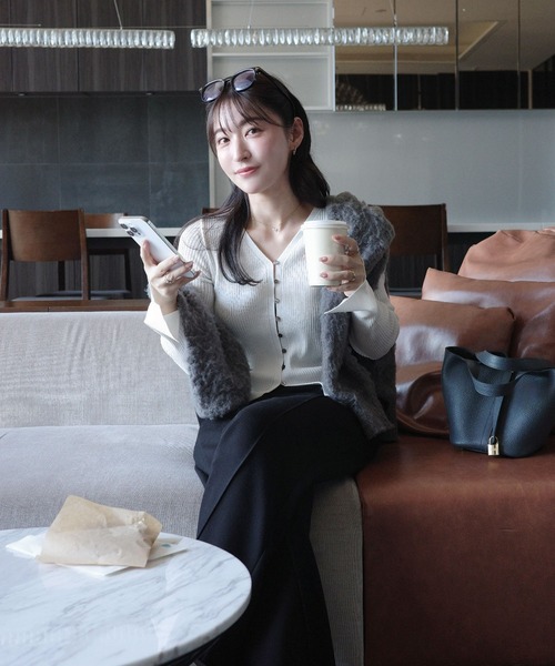 KOBE LETTUCE（コウベレタス）の「[ Yuumiさんコラボ ]UVカットリブニットカーディガン（カーディガン/ボレロ・レディース・ブラック/オフホワイト/レッド/ネイビー/ピンク/イエロー/グレイッシュベージュ・M）」の18枚目の写真