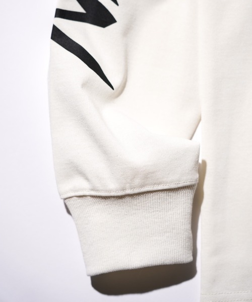 NANGA(ナンガ)の「NANGA / ナンガ ECO HYBRID SLV LOGO L/S TEE (UNISEX) エコハイブリッド スリーブ ロゴ ロングスリーブTシャツ(Tシャツ/カットソー・メンズ・ブラック/ネイビー/ホワイト・SMALL/MEDIUM/LARGE/X-LARGE)」の20枚目の写真