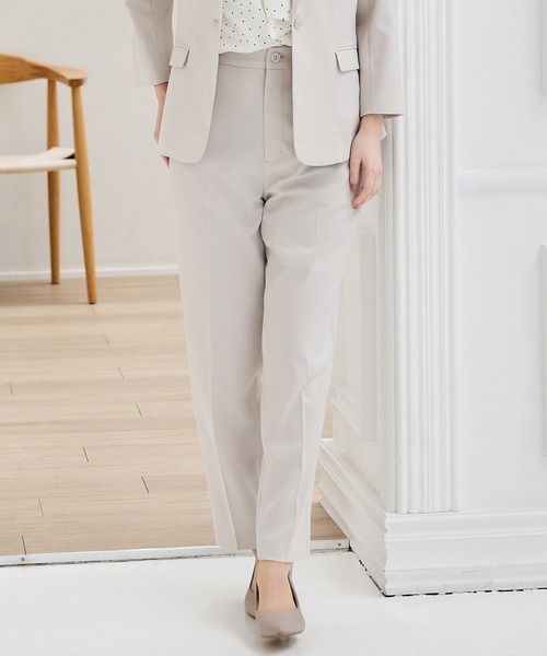 Honeys（ハニーズ）の「【ストレッチ・ウォッシャブル・イージーケア・接触冷感】センタープレスパンツ（股下６０ｃｍ）（スラックス・レディース・ベージュ/杢グレー/ライトグレー系/ネイビー/ブラック・LL/3L/S/M/L）」の9枚目の写真