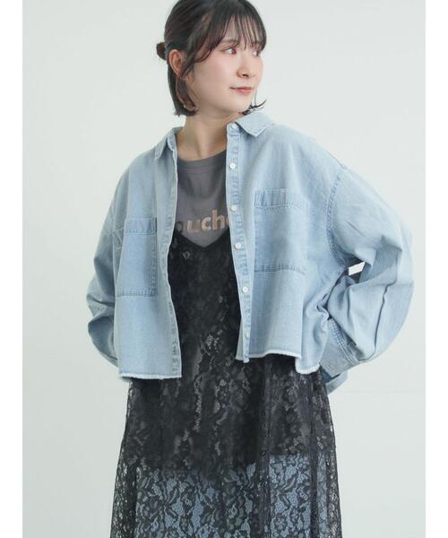 Samansa Mos2（サマンサ モスモス）の「デニムショート丈シャツ（シャツ/ブラウス・レディース・チャコールグレー/ブルー/サックスブルー・F）」の5枚目の写真