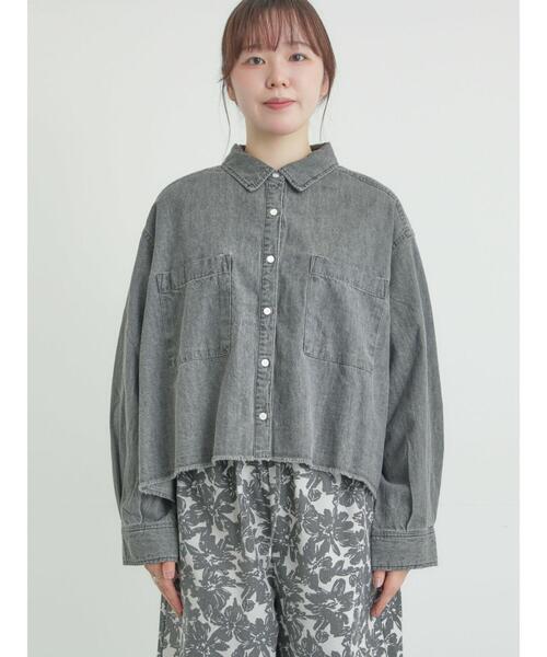 Samansa Mos2（サマンサ モスモス）の「デニムショート丈シャツ（シャツ/ブラウス・レディース・チャコールグレー/ブルー/サックスブルー・F）」の10枚目の写真