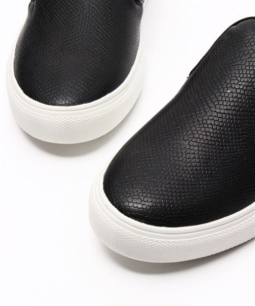 GLOBAL WORK（グローバルワーク）の「スリッポンスニーカー/709827（スリッポン・レディース・ブルー/ブラック/ホワイト/その他1・SMALL/LARGE/MEDIUM）」の11枚目の写真