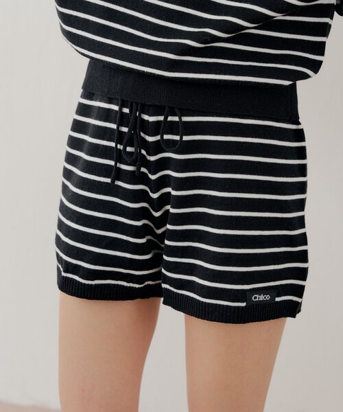 Chico(チコ)の「【セットアップ対応】コンパクトボーダーショートパンツ(その他パンツ・レディース・グレー/アイボリー/ブラック・FREE)」の2枚目の写真