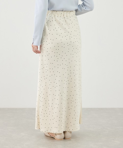 ROPE' PICNIC（ロペピクニック）の「細見えバイアスサテンドットスカート（スカート・レディース・ホワイト系その他5・FREE）」の7枚目の写真