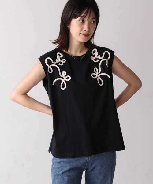 Bou Jeloud(ブージュルード)の「コード刺しゅうフレンチTシャツ(Tシャツ/カットソー・レディース・ホワイト/ブラック・MEDIUM)」の10枚目の写真