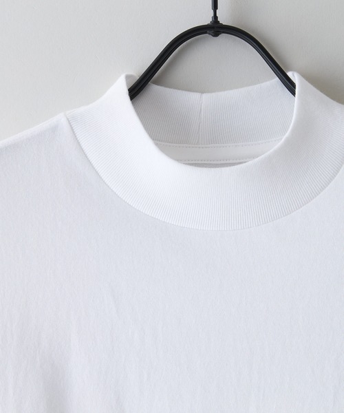 HANES(ヘインズ)の「【HANES/ヘインズ】【タグレス・丸胴】Hanes モックネック リラックスTシャツ アメリカ綿100% サステナブル ストレスフリー(Tシャツ/カットソー・メンズ・ホワイト/ブラック・X-LARGE/LARGE/MEDIUM/SMALL)」の5枚目の写真
