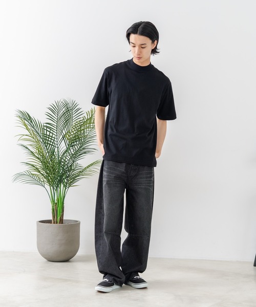 HANES(ヘインズ)の「【HANES/ヘインズ】【タグレス・丸胴】Hanes モックネック リラックスTシャツ アメリカ綿100% サステナブル ストレスフリー(Tシャツ/カットソー・メンズ・ホワイト/ブラック・X-LARGE/LARGE/MEDIUM/SMALL)」の15枚目の写真