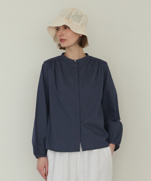 LA MARINE FRANCAISE（マリン フランセーズ）の「パール釦ブラウス（シャツ/ブラウス・レディース・ネイビー/ホワイト/ブルー/ブラック・FREE）」の5枚目の写真
