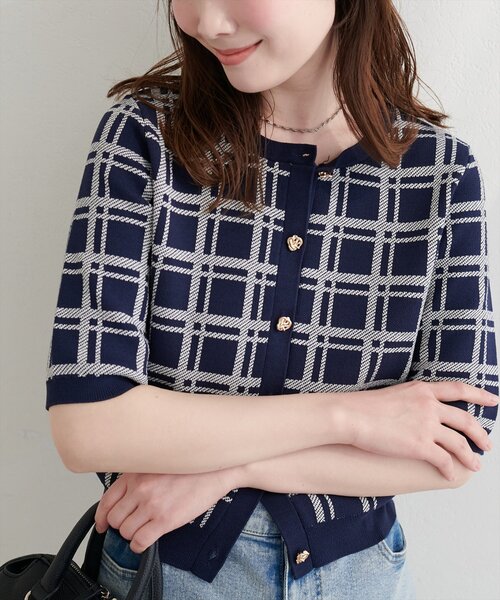 natural couture(ナチュラルクチュール)の「麻タッチチェック柄ニット(ニット/セーター・レディース・ネイビー/オフホワイト/サックスブルー/ピンク・FREE)」の7枚目の写真