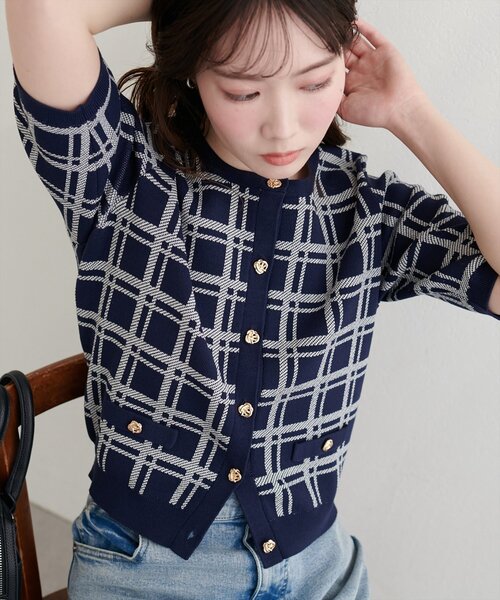 natural couture(ナチュラルクチュール)の「麻タッチチェック柄ニット(ニット/セーター・レディース・ネイビー/オフホワイト/サックスブルー/ピンク・FREE)」の8枚目の写真