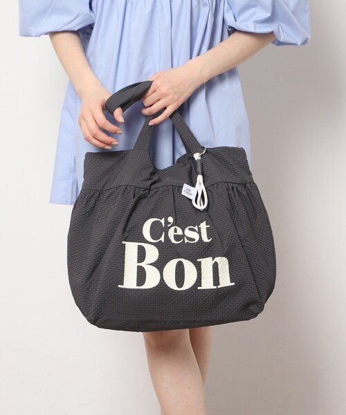 Ober Tashe（オーバータッシェ）の「【新生活・新学期】チャーム付きビッグトート（トートバッグ・レディース・アイボリー/イエロー/グリーン/グレー・FREE）」の2枚目の写真