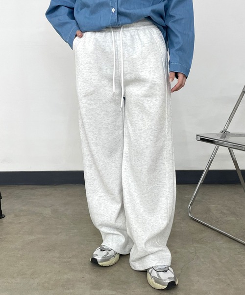 CRB(シーアールビー)の「サイドラインスェットパンツ(その他パンツ・レディース・ブラック/オートミール/グレー・F)」の3枚目の写真