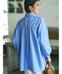 IEDIT | ＩＥＤＩＴ　バックギャザーが華やかなストライプシャツ〈ブルー〉(シャツ/ブラウス)